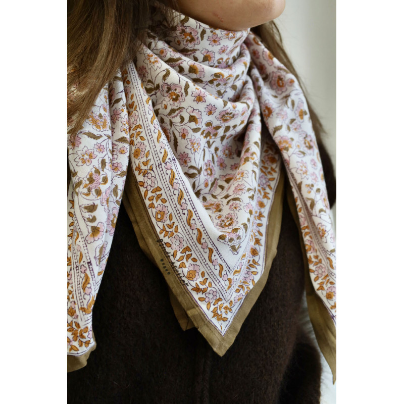 🇮🇳 FOULARD EDEL